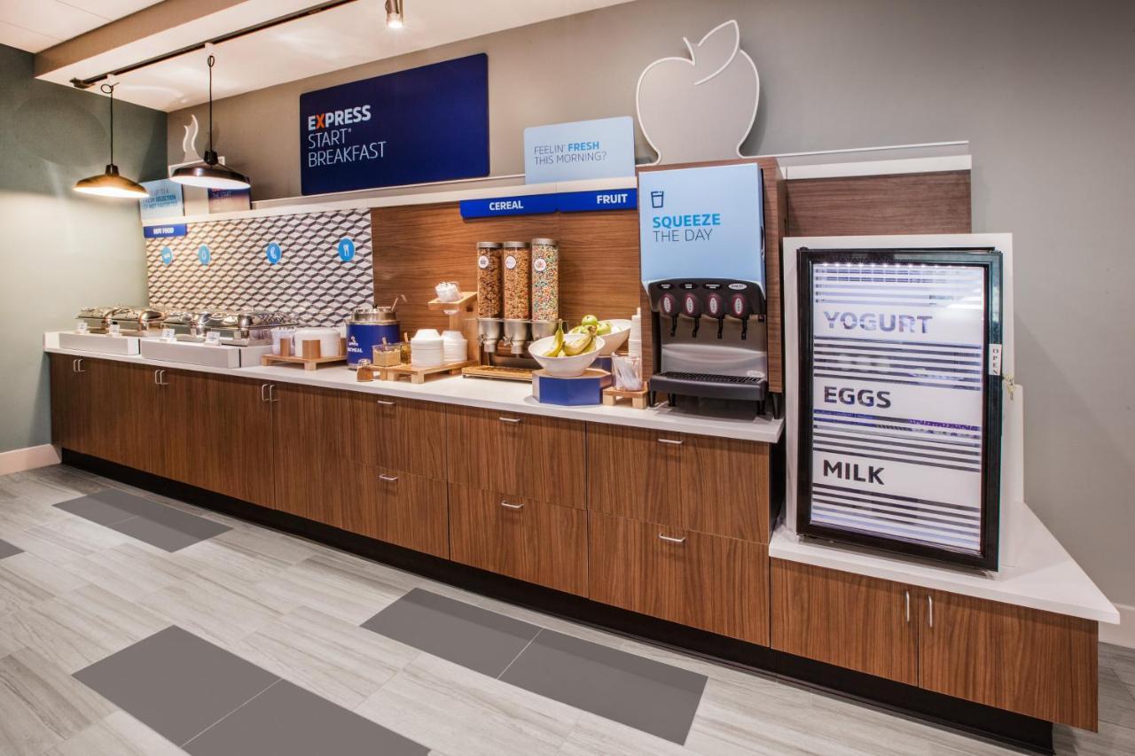 Holiday Inn Express - Oak Grove By Ihg Exterior foto
